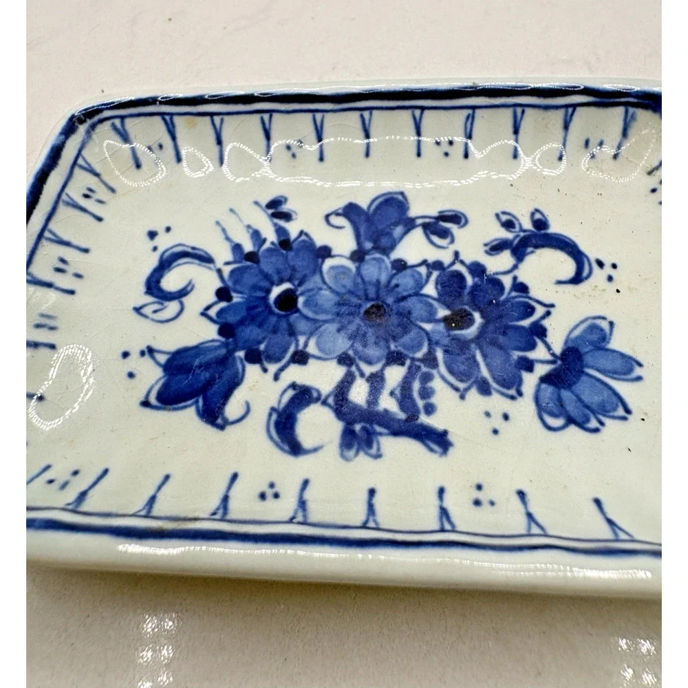 Delft this vintage